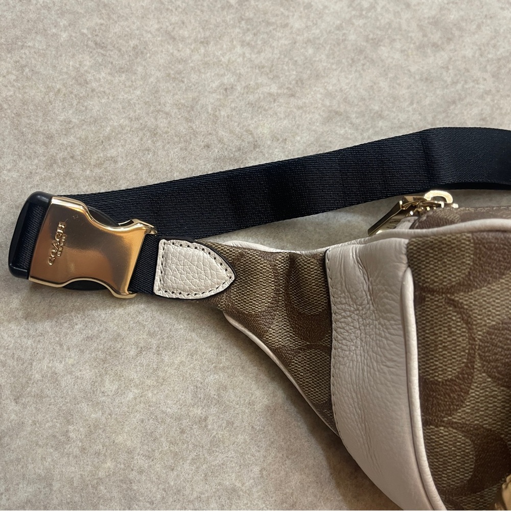 Coach Court Belt Bag in Signature Canvas Khaki and White Gold Hardware - Picture 4 of 17